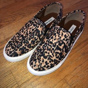 Steve Madden slip on sneakers